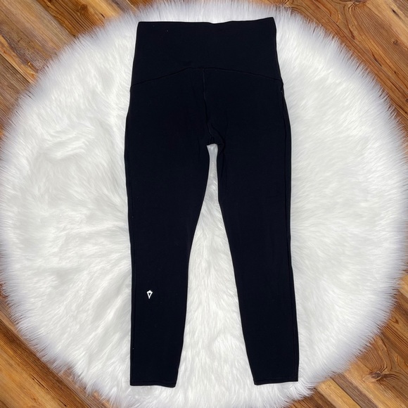 Ivivva By Lululemon Girls Hi-Waisted Cropped Legging Black Sz 14 Lulu Align Feel - Picture 3 of 4